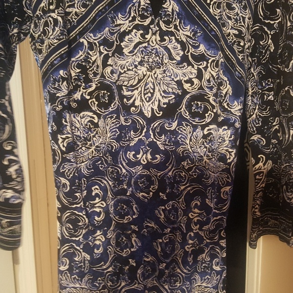 White house blacker market dress. Only wore twice - Picture 2 of 2